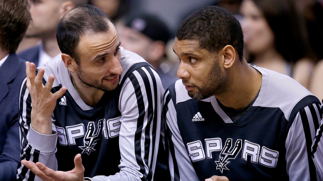Suns roll past road-weary San Antonio